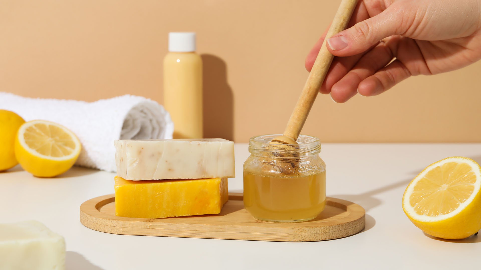 Proljetna preobrazba – Tajne njege kože inspirirane svijetom pčela